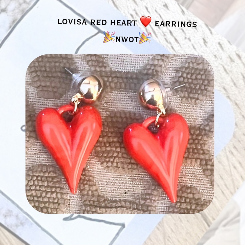 🎉🎉Lovisa red abstract heart ♥️ drop earrings with gold stud